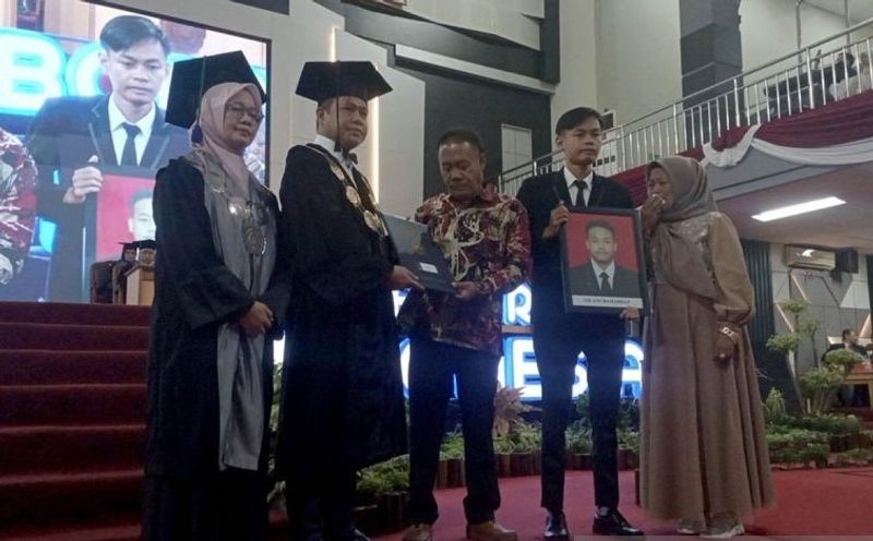wisuda