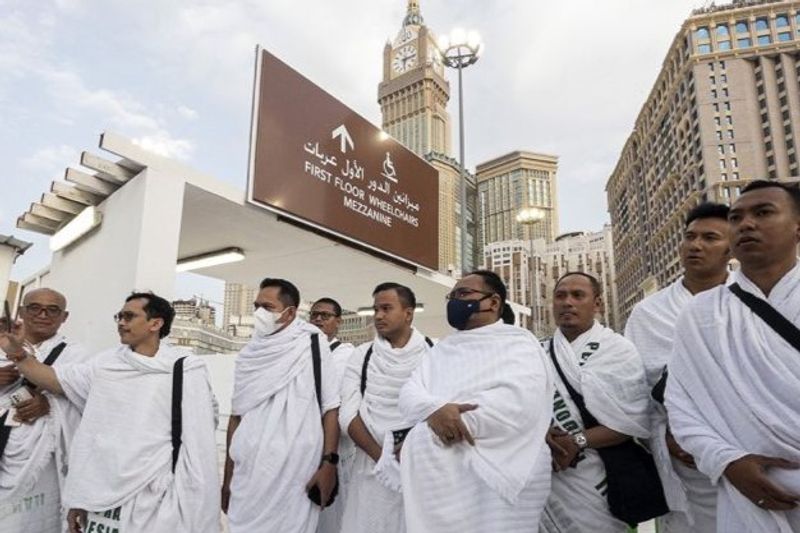 menag-tunaikan-umrah-wajib-100624-sgd-6
