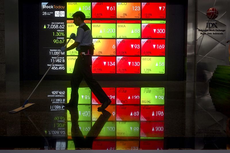 antarafoto-ihsg-menguat-ikuti-bursa-kawasan-asia-dan-global-28624-ebp-13