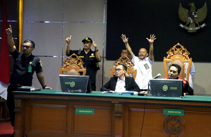 Putusan-Pegi Setiawan-Budi Yanto-8