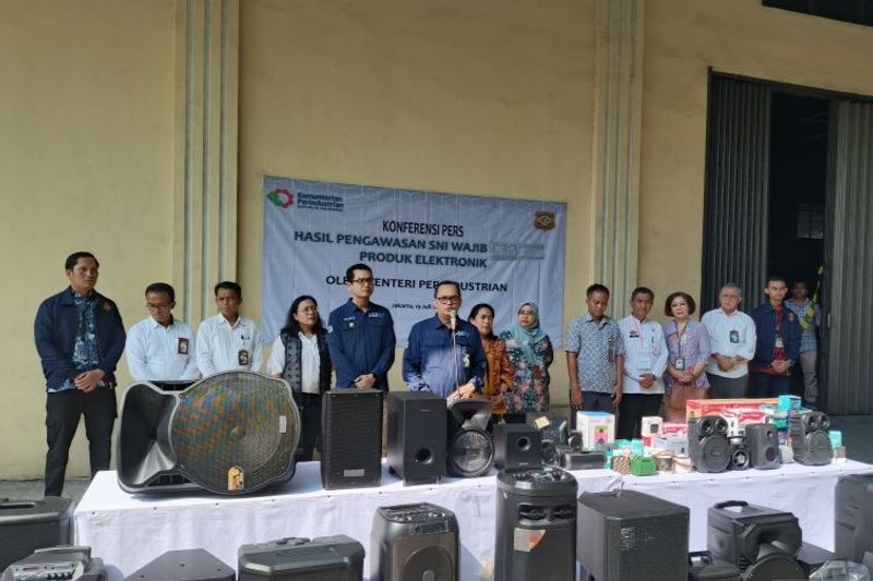 Kepala Badan Standardisasi Kebijakan Jasa Industri Kemenperin Andi Rizaldi