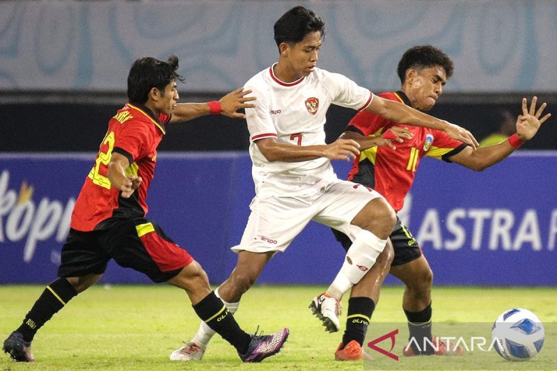 Pesepak bola Timnas Indonesia Figo Dennis Saputrananto