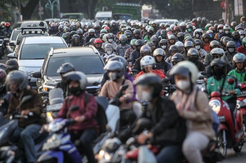 Kepadatan kendaraan di Jalan Raya Margonda Depok