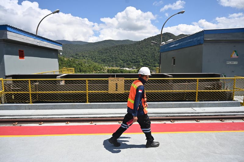 antarafoto-koreksi-target-bauran-energi-baru-terbarukan-2025-030824-bmz-3