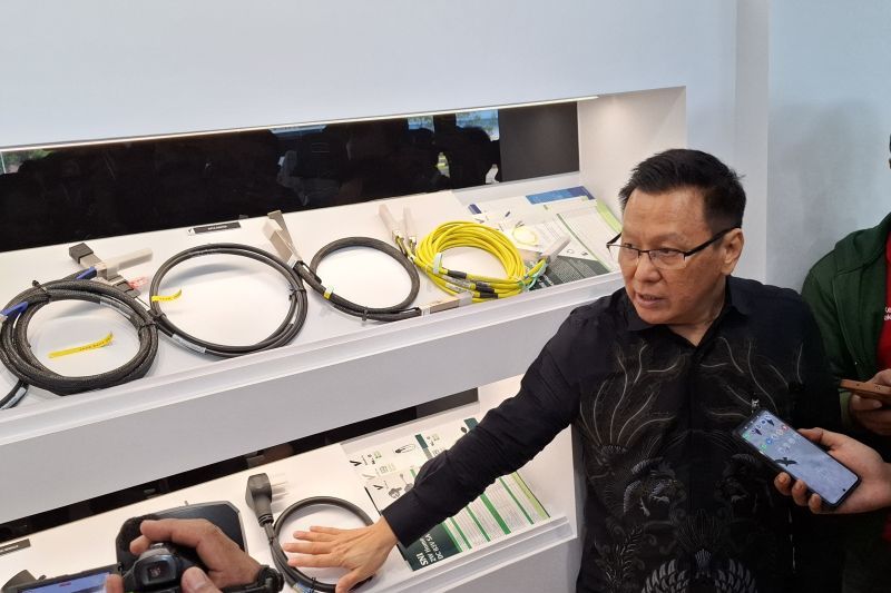 Perusahaan Inggris menanamkan investasi bidang elektronik di Batam