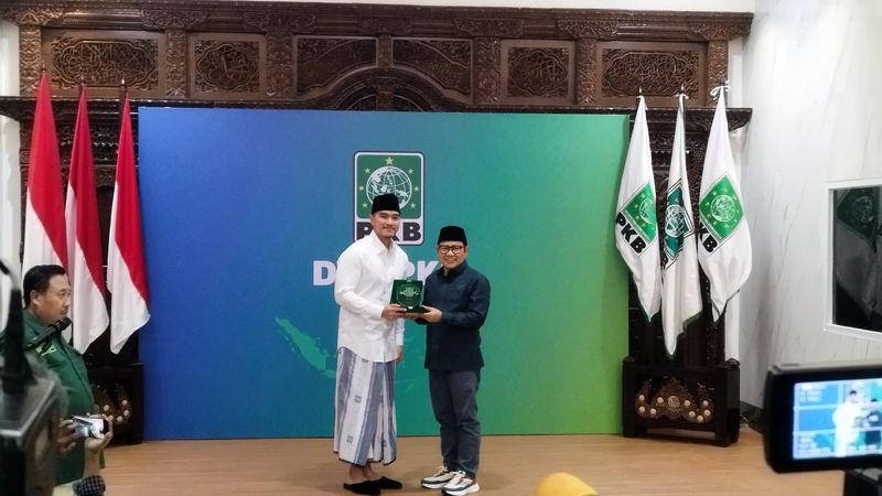 Ketua Umum PSIKaesang Pangarep bersama Ketua Umum PKB Muhaimin Iskandar