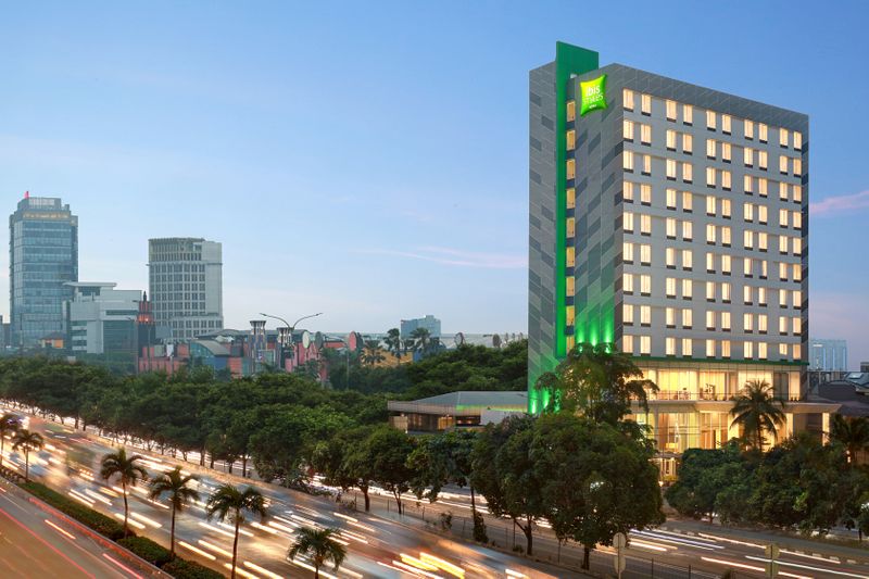 Hotel Building (1)