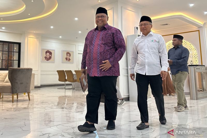 Mantan Sekjen PKB Muhammad Lukman Edy (kiri) dan Ketua LTN PBNU Ishaq Zubaedi Raqib