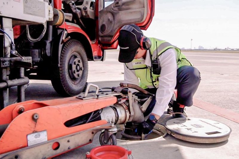 Pertamina Patra Niaga membangun fasilitas tangki dan hydrant fuel system Bandara Juanda