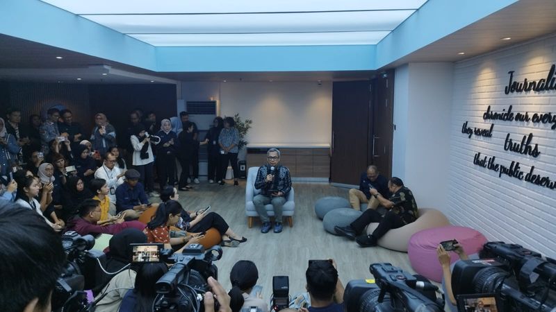 Usman Kansong secara resmi mengundurkan diri dari Dirjen IKP