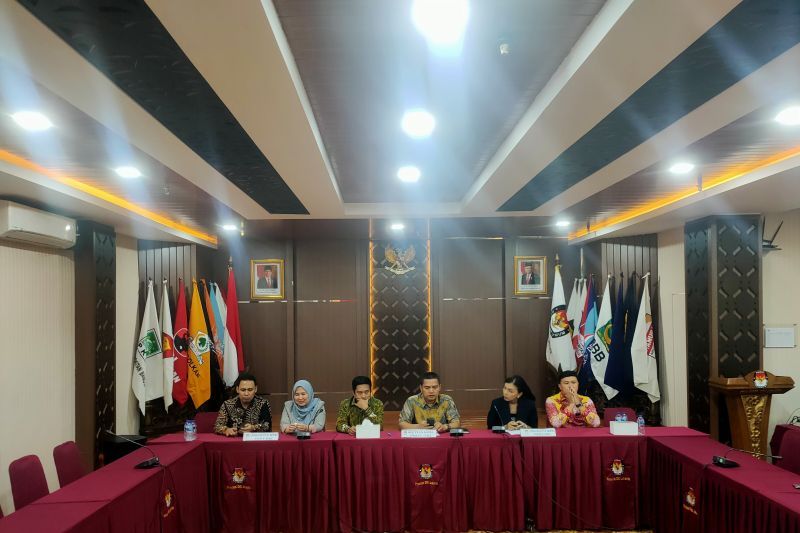 Komisi Pemilihan Umum (KPU) DKI Jakarta menetapkan syarat minimal suara sah partai