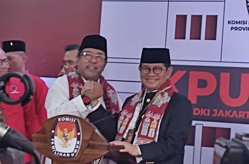 Pramono Anung dan Rano Karno mendaftarkan diri sebagai calon Gubernur dan Wakil Gubernur DKI Jakarta
