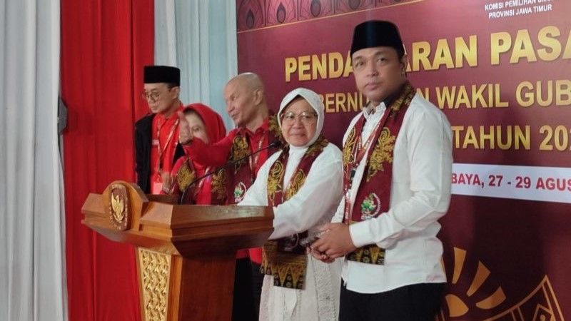 Bakal Pasangan Calon Gubernur dan Wakil Gubernur Jawa Timur Tri Rismaharini-K.H. Zahrul Azhar Asumta