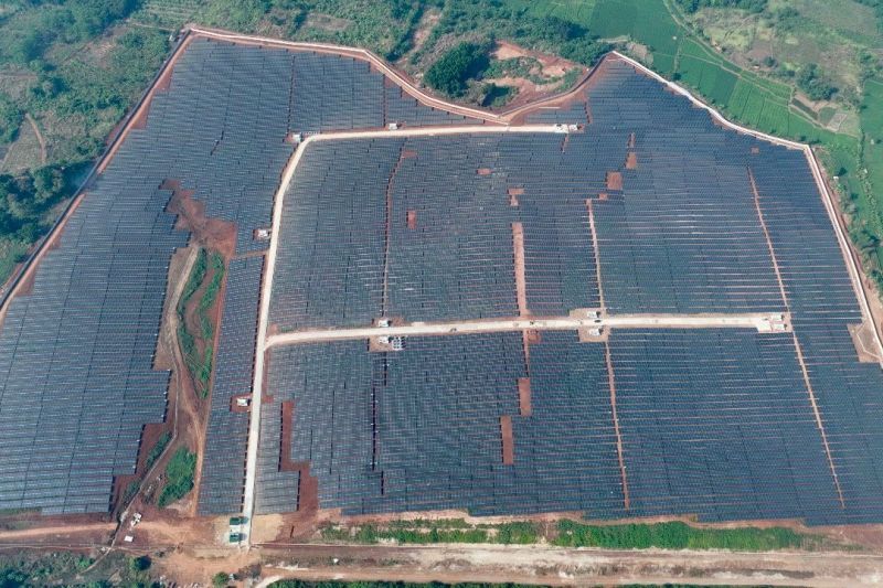 Pembangkit Listrik Tenaga Surya (PLTS) ground-mounted