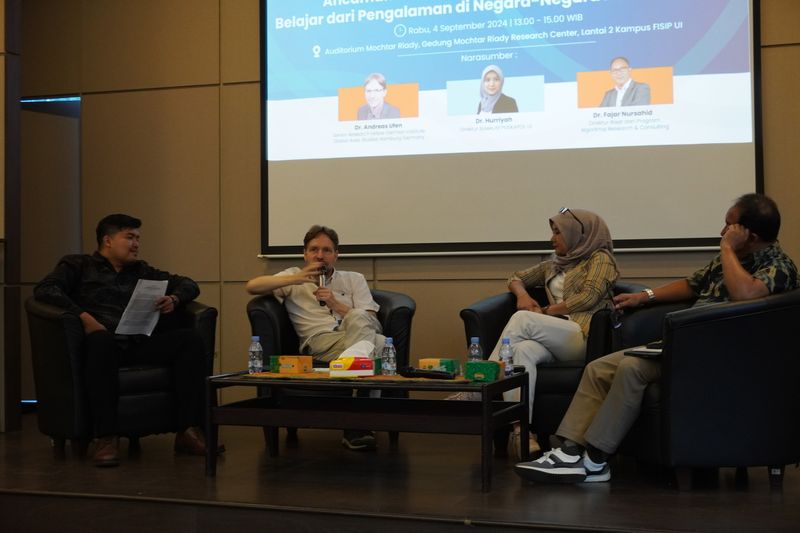 Diskusi publik Puskapol UI dan Algoritma Research 