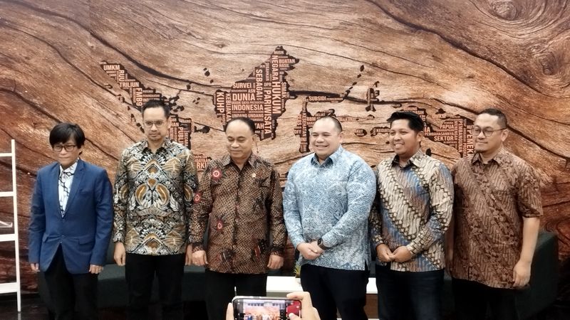 Menkominfo Budi Ari Setiadi berisama Ketua Umum Asosiasi Fintech (AFTECH) Pandu Sjahrir