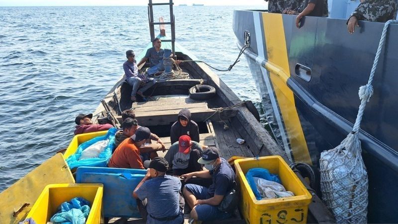 Kementerian Kelautan dan Perikanan (KKP) menggagalkan aksi penyundupan manusia (