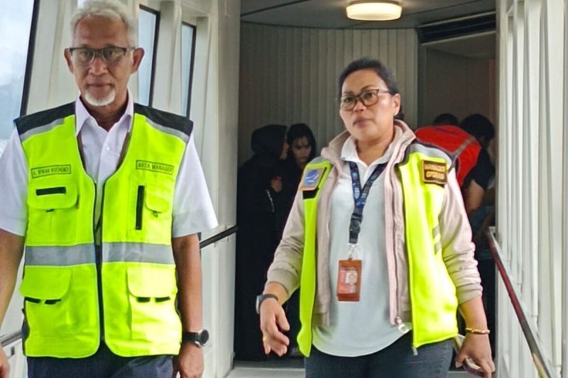 Direktur Trigana Papua Irwan Rochendi
