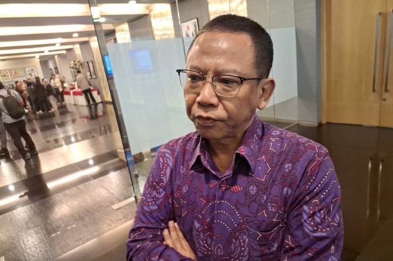 Direktur Teknologi Informasi dan Manajemen Risiko PT Bursa Efek Indonesia (BEI) Sunandar