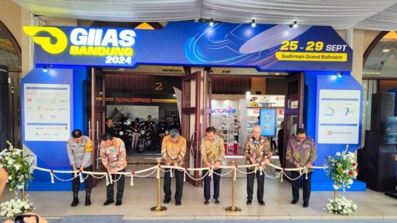 Pembukaan pameran Gaikindo Indonesia International Auto Show (GIIAS) Bandung 2024