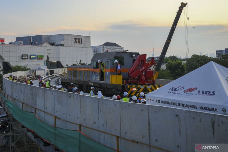 Uji-coba-LRT-Jakarta-jalur-Velodrome-Rawamangun-30092024-ram-08