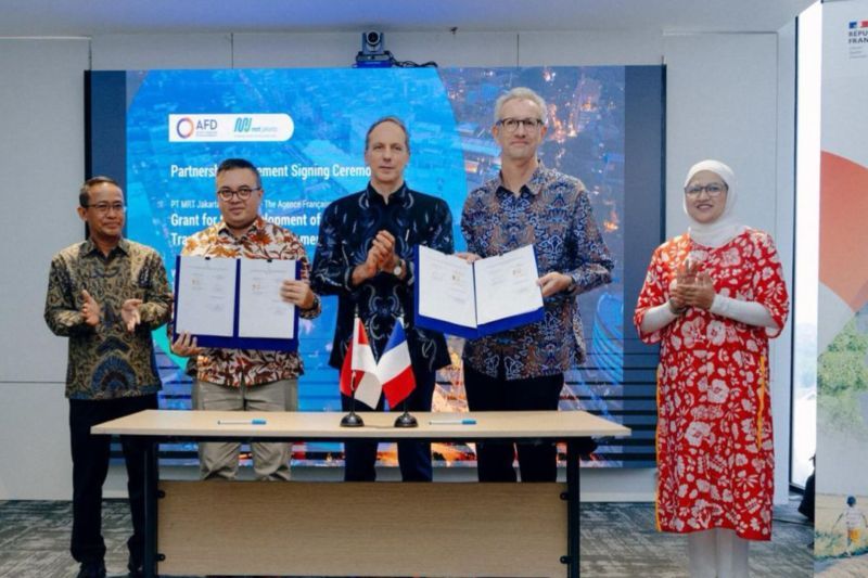 PT MRT Jakarta (Perseroda) dan Agence Française De Développement (AFD) 