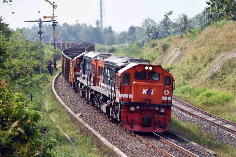 Kereta api pengangkut barang