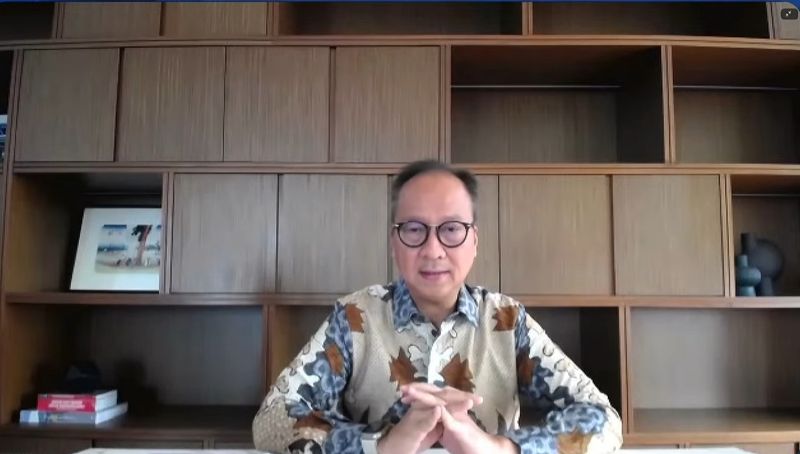 Menteri Perindustrian Agus Gumiwang Kartasasmita