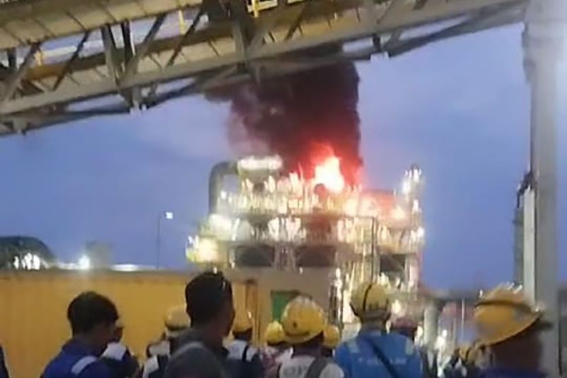 Kebakaran smelter asam sulfat PT Freeport Indonesia di Gresik