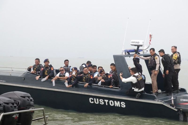 Polisi menggagalkan penyelundupan benih bening lobster di Perairan Berakit, Kabupaten Bintan