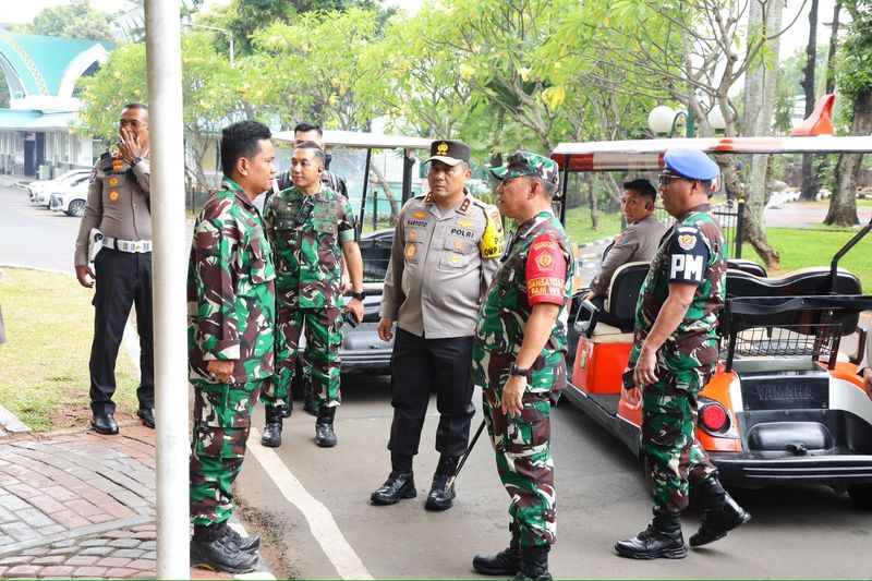 TNI-Polri melakukan persiapan pengamanan menjelang pelantikan presiden dan wakil presiden terpilih