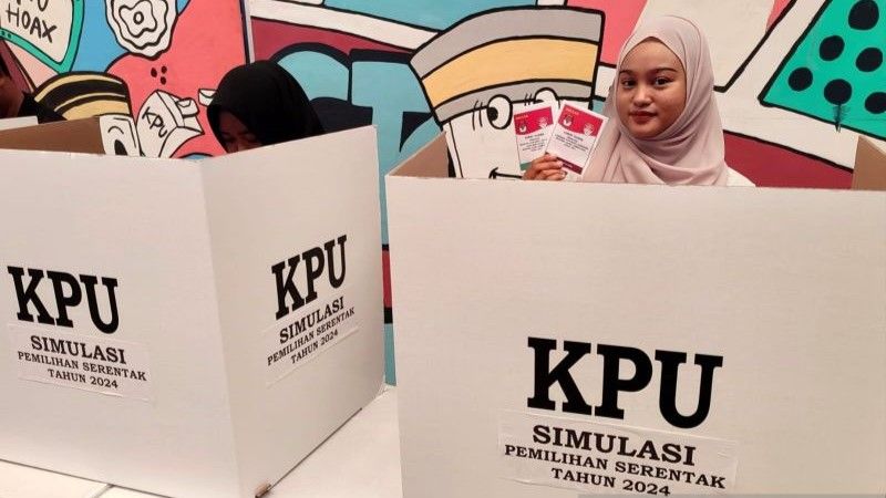 Suasana simulasi proses pencoblosan dan penghitungan suara pilkada 2024