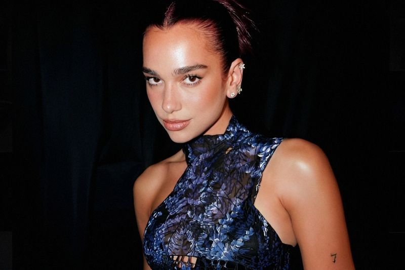 Penyanyi Dua Lipa.