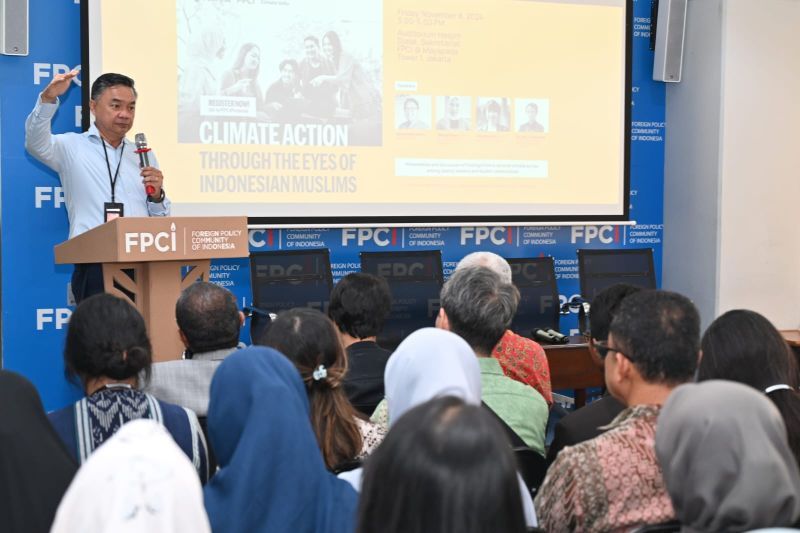 Pendiri dan Ketua Foreign Policy Community of Indonesia (FPCI) Dino Patti Djalal