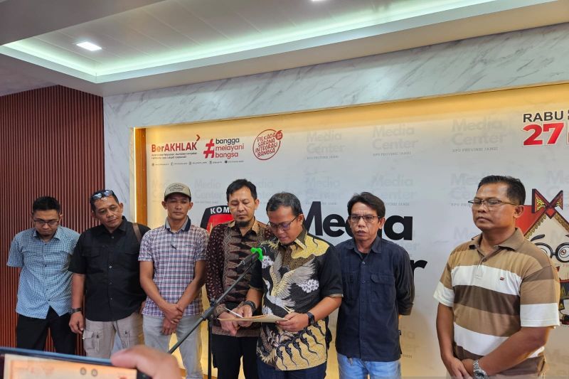 Pihak KPU Provinsi Jambi bersama Bawaslu, TNI-Polri dan Perwakilan kandidat paslon gubernur