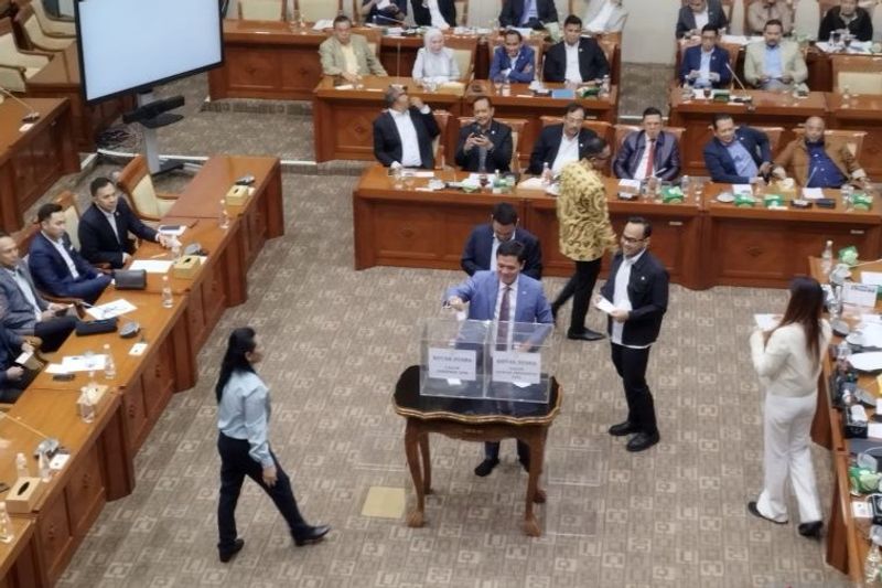 Komisi III DPR RI melaksanakan pemungutan suara untuk memilih Capim dan Calon Dewas KPK