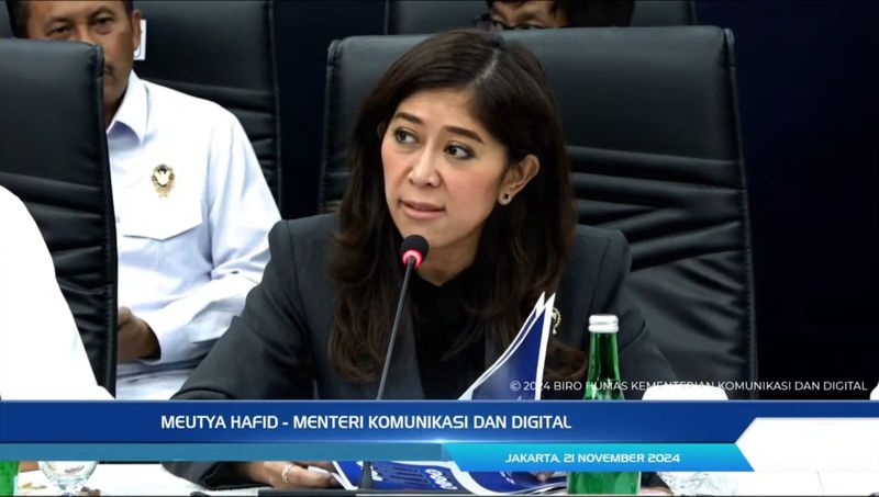 Menteri Komunikasi dan Digital Meutya Hafid dalam konerensi pers di kantor Kementerian Komdigi