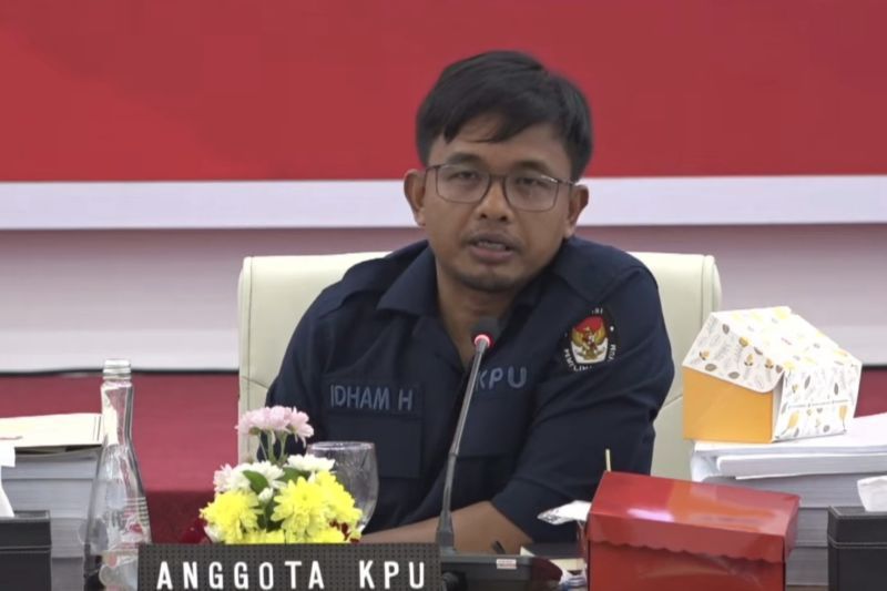 Anggota Komisioner KPU RI Idham Kholik