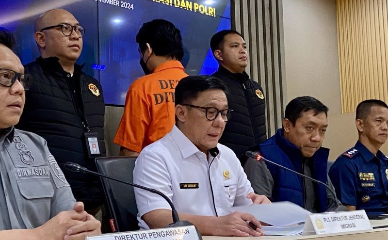Plt. Direktur Jenderal Imigrasi Saffar M. Godam