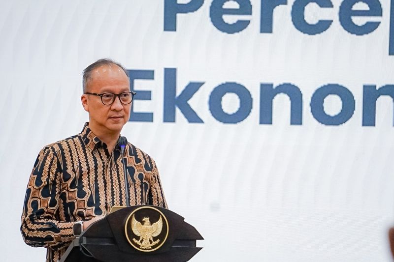 Menteri Perindustrian Agus Gumiwang Kartasasmita.
