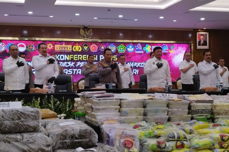 Konferensi pers upaya pemberantasan narkoba di Indonesia