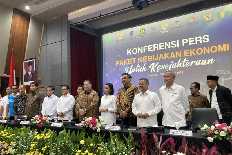 Konferensi Pers Paket Kebijakan Ekonomi: