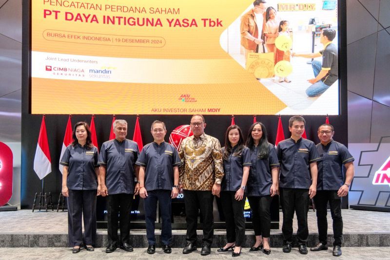 PT Daya Intiguna Yasa Tbk (MDIY) resmi mencatatkan saham perdana atau Initial Public Offering (IPO)