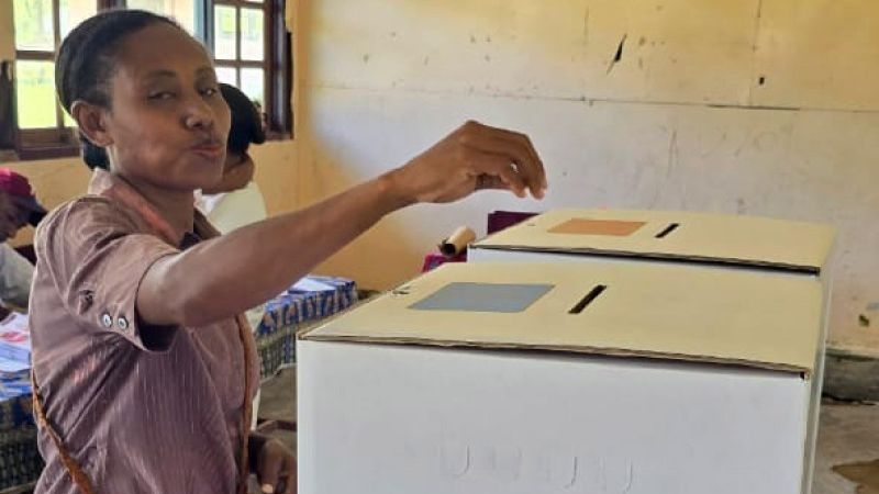 PSU di Kampung Poom, Distrik Poom, Kabupaten Kepulauan Yapen, Papua