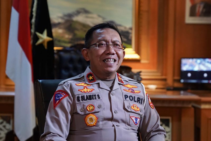 Direktur Penegakan Hukum (Dirgakum) Korlantas Polri Brigjen Pol. Raden Slamet Santoso