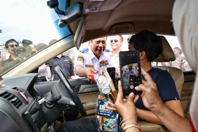 Wakil Menteri Perhubungan Suntana