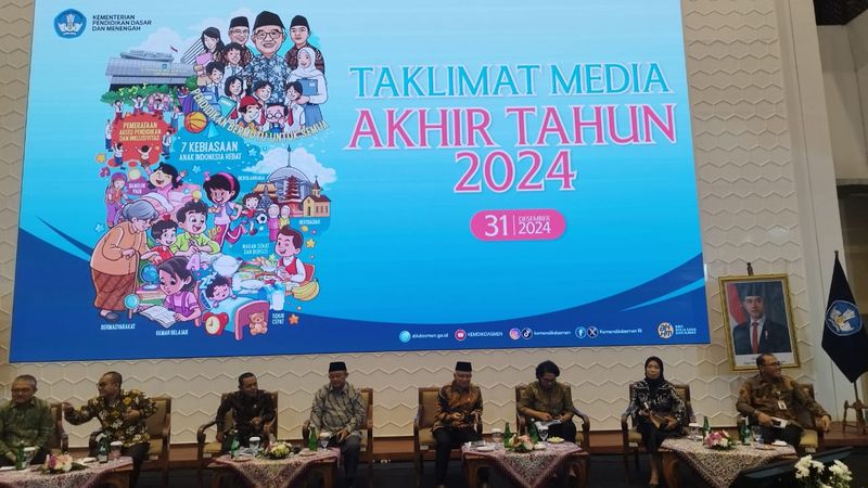 Menteri Pendidikan Dasar dan Menengah (Mendikdasmen), Abdul Mu'ti