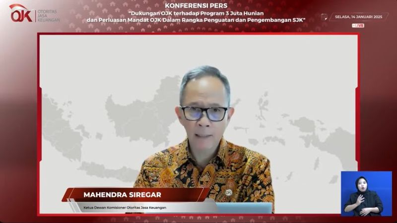 Ketua Dewan Komisioner OJK Mahendra Siregar