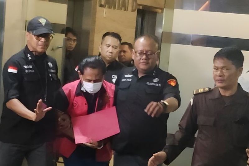 Mantan Ketua Pengadilan Negeri (PN) Surabaya Rudi Suparmono (RS)