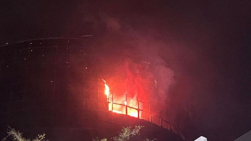 Kebakaran terjadi di Gedung Glodok Plaza, Tamansari, Jakarta Barat